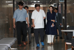 단식 2주 넘어 