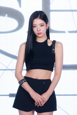 있지 리아, 활동 중단 "극도의 긴장·불안감...치료 전념"