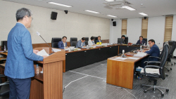 안동시의회, 안동시농수산물도매시장’ 행정사무조사...‘농협시지부 지부장 등 참고인 불러 강도 높은 조사’