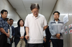 단식 중에도 장문 페북글, 이재명 ‘급박’ 속사정? 野원로 "역풍" 관측도