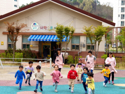 부영그룹, 부영 사랑으로 어린이집 65개원에 추석선물