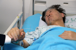 이재명 대표, 의료진 권고로 24일만에 단식 중단…법원 출석 가능성