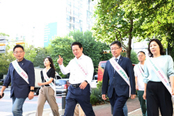 [포토뉴스] 안양시 ‘세계 차없는 날’ 도보출근