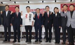 김태우 강서구청장 후보자 선대위 행사에 與 총집결