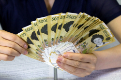 추석 용돈으로 배당주 ETF 사볼까… 한달새 6% 이상 상승