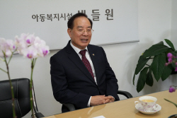 하윤수 부산시교육감 "소외 없는 모두가 따뜻한 명절이 되시길"