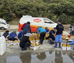 노랑오리, 밤 수확농가 농촌 일손돕기 동참