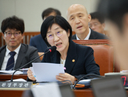 환경장관 "안전한 물 관리 위해 총력…AI 홍수예보 전국으로 확대"