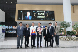김진태 지사. 전라남도청 방문…신청사 건립 