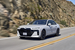 BMW, 2024년형 ‘뉴 740i xDrive’·‘뉴 750e xDrive’ 출시
