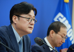 홍익표 "감세기조는 이미 실패"…尹정부에 경제정책 전환 촉구