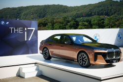 BMW, 레이디스 챔피언십서 ‘XM 레이블 레드’·‘i7 M70 xDrive’ 공개