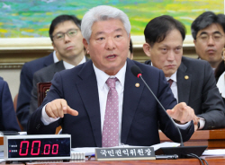 여야. 권익위 국감서 ‘이재명 청담동 샴푸’ ‘박민 거액 자문료’ 공방전