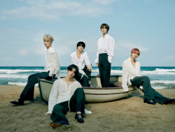 TXT, 정규 3집 미국 ‘빌보드 200’ 3위 진입 ‘쾌거’