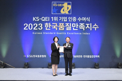 로보락 ‘KS-QEI’ 올인원 로봇청소기 부문 2년 연속 1위