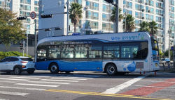 친환경 ‘그린수소’ 버스 제주서 전국 첫 정식 운행