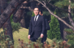 故 이건희 선대회장 3주기…이재용 등 유족·경영진 추도식 참여