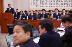 국회, 고성 버릇 못 벗나…여야 금지 신사협정 이틀 만에 깨져