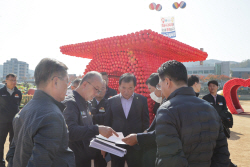 청송군의회, 제17회 청송사과축제장 안전점검 나서