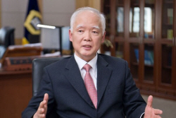尹대통령, 헌법재판관 후보에 정형식 대전고법원장 지명
