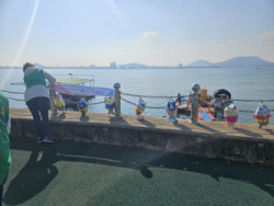 목포시 "폐 현수막, 활용 ‘물고기 자루