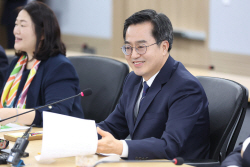김동연, "한국과 일본이 협력하면 큰 힘 발휘 가능"