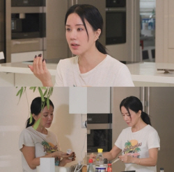 ‘자기관리 끝판왕’ 엄정화의 루틴은?...‘전참시’서 공개