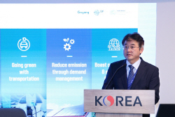 [포토뉴스] 이동환 고양시장 ‘COP33 유치’ 종횡사해