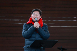 이상일 용인시장, "트리와 함께 이웃 사랑의 불빛 밝혀야"