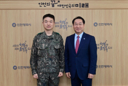 유정복, 북 해안포 개방 등 안보불안에 따른 지역 안보태세 점검