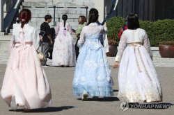 내년 외국인 관광객 2000만명 유치…관광수입 245억달러 달성