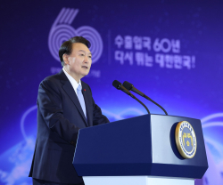 [에너지경제신문 여론조사] 여야 지지율 격차 5.8%p, 5개월만에 최소폭…民 43.7% 國 37.9%