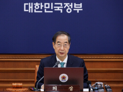 한덕수 총리 "물가 상승세 다소 안정…경기 회복세 가시화"