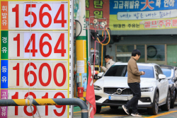 전국 기름값 12주 연속 하락…경유는 5개월만에 1400원대 진입