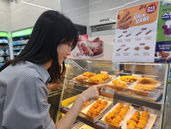 외국인이 가장 좋아하는 한식은 치킨…·라면·김치 순 선호
