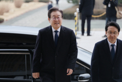 ‘당무 복귀’ 이재명…"세상 고통 비하면 제가 겪은 일은 사소"