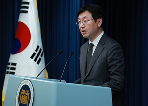 대통령실, 의료계에 총파업 자제 요청…“업무개시명령·면허취소도 검토”
