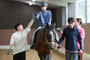 마사회-연세대 “재활힐링승마 호평, 올해도 이어간다”