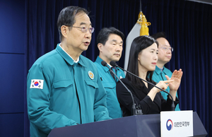 한덕수 총리 “집단행동 의료공백, 국민생명에 볼모…피해는 국민에게”