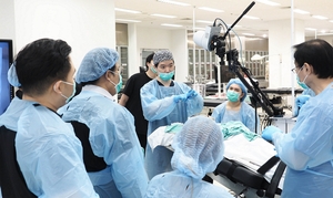 휴젤, 태국 의료진에 봉합사 ‘리셀비’ 시술 노하우 전수