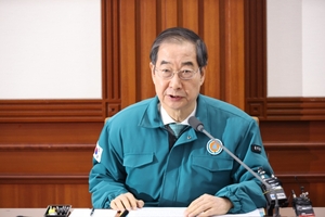 한덕수 총리 “환자 떠나는 의사 용납 안돼…내일까지 복귀시 책임 안물어”