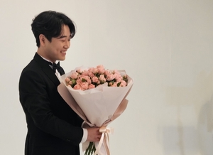 황영웅, 11일 두 번째 전국투어 콘서트 티켓 오픈