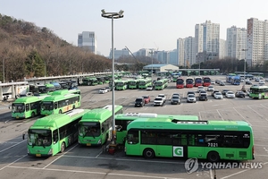 서울 시내버스 파업 6시간 경과…90% 운행 중단