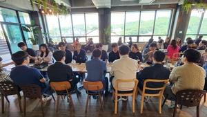 용인도시공사 사장, MZ 직원들과 소통 간담회 개최