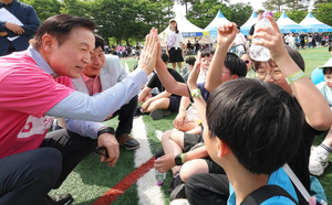 임태희 경기도교육감, “아이들은 우리의 미래이자 희망”