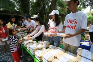 LG전자, 인니서 도시락·식재료 세트 3000개 기부…음식물 쓰레기 저감 차원