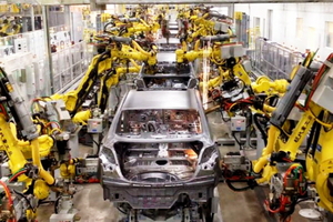[창간 35주년][기업도 대비한다①]  노동력 감소 대비하는 K-기업···로봇 시장 ‘눈독’