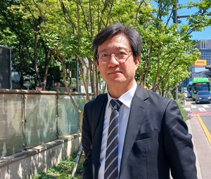 [인터뷰] 이창흠 환경부 기후탄소정책실장 “부산 플라스틱오염 5차 회의, 반드시 협약 최종안 만들 것”