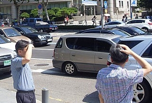 [톡톡! 3분 건강] 햇빛 적외선도 피부손상·노화 유발 ‘주의’