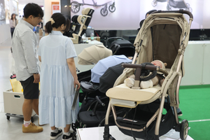[창간 35주년] “현금 살포만으로 안 돼”… 세계 각국의 저출산 대책 사례 살펴보니